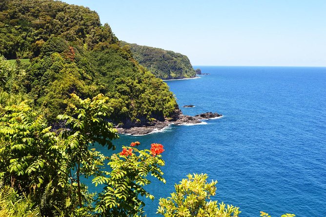 Small-Group Road to Hana Luxury Tour - Kaumahina State Wayside Park and the north coast