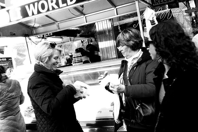 SoHo, Little Italy, and Chinatown Walking Tour in New York - Little Italy: immigration, food, and organized crime