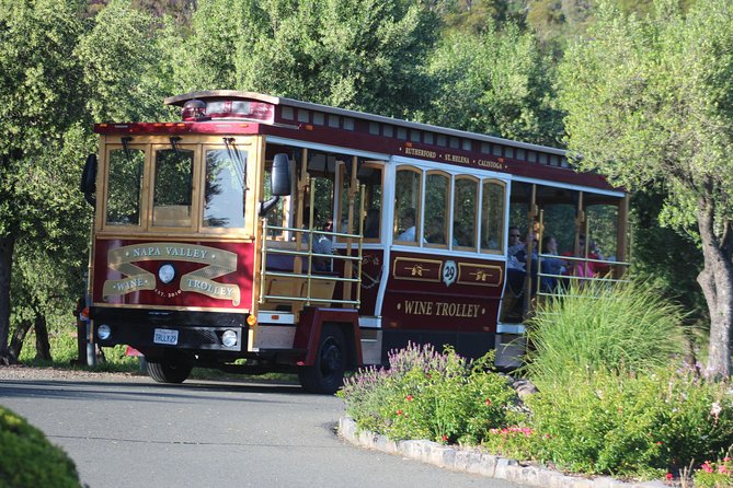 Sonoma Valley Open Air Wine Trolley Tour - Tasting fees can change the real price