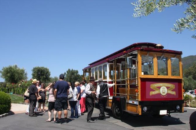 Sonoma Valley Open Air Wine Trolley Tour - Timing, weather, and the bus backup