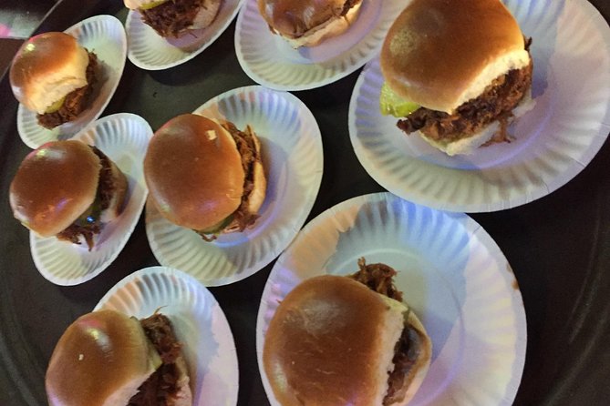 Southern Flavors Food, Pub Crawl, and History Walking Tour - Why a food tour fits Savannah so well