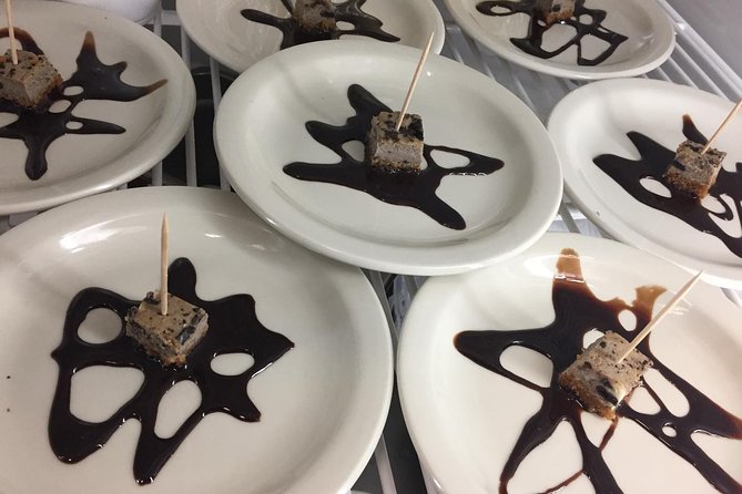 Southern Flavors of Savannah Walking Dessert Tour - What the $40 price really covers