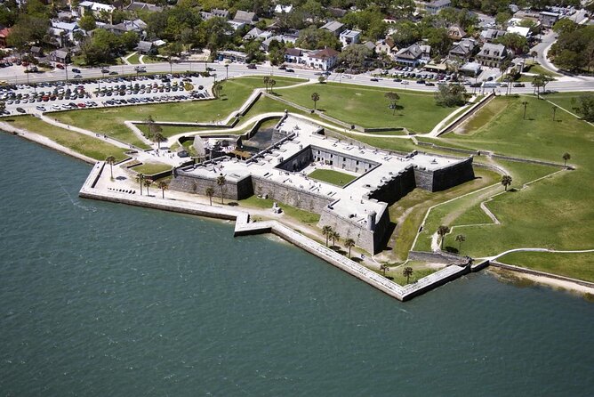 St. Augustine Ghost Tour: A Ghostly Encounter - A dark walk through St. Augustine’s oldest streets