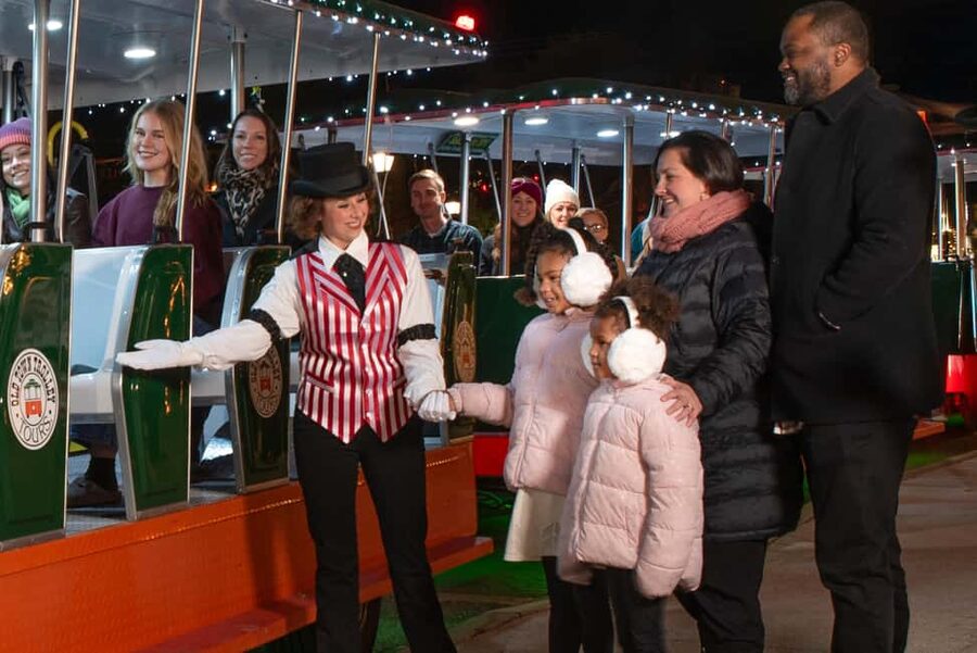 St Augustine: Nights of Lights Trolley Tour - From the Visitor Information Center to the lit streets