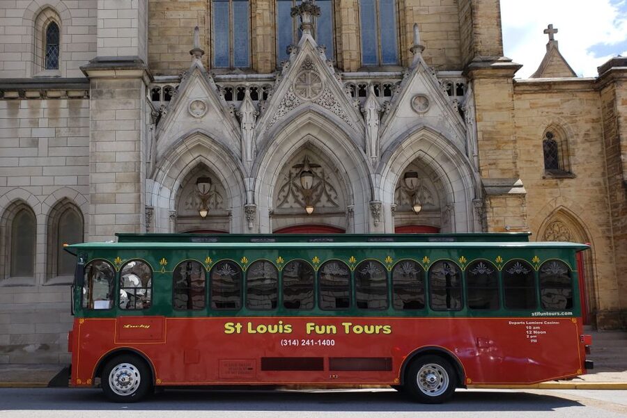 St Louis: 75-Minute City Trolley Tour - A quick ride through St. Louis history