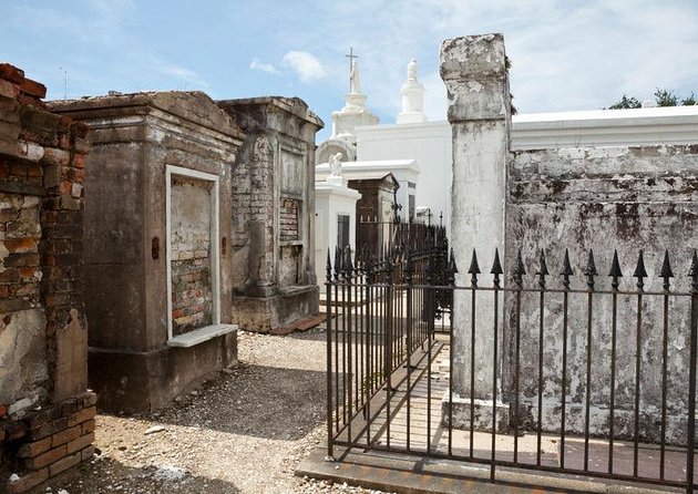 St. Louis Cemetery No. 1 Official Walking Tour - Marie Laveau, folklore, and the people behind the stones