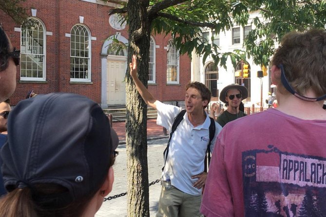 The Constitutional Walking Tour of Philadelphia - The Liberty Bell Center and Independence Hall