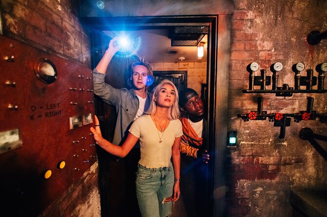 The Escape Game San Antonio: Epic 60-Minute Adventures at The Rim - What the 75-minute visit feels like