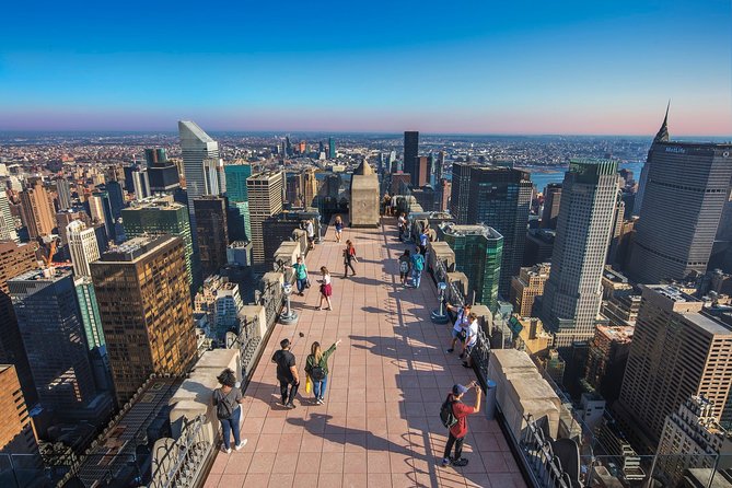 Top of the Rock Observation Deck New York City Ticket - Handling crowds, queues, and photography
