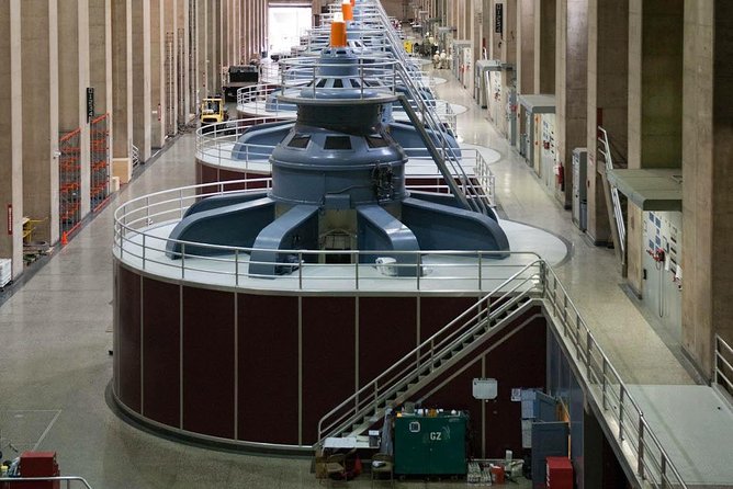 Ultimate VIP Hoover Dam Tour from Las Vegas with Lunch - Visitor Center exhibits fill in the gaps