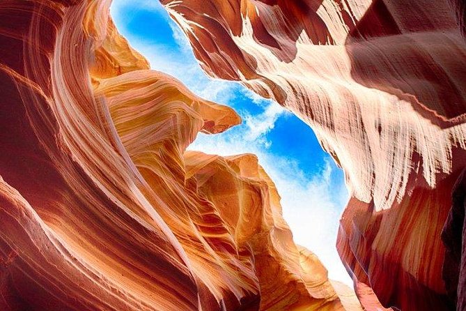 Upper Antelope Canyon Ticket - Walking through Upper Antelope Canyon