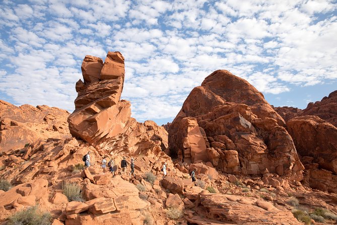 Valley of Fire Guided Hike from Las Vegas - Fire Wave and the park’s changing colors