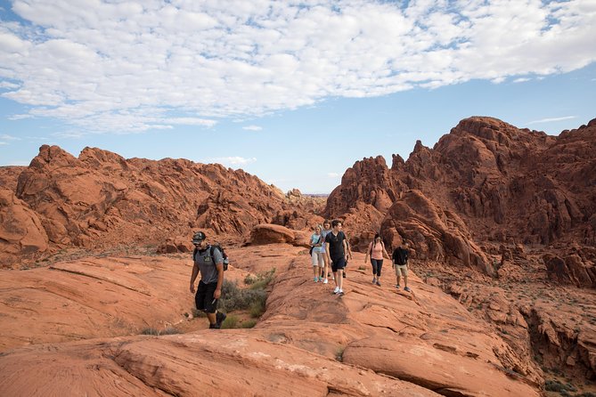 Valley of Fire Guided Hike from Las Vegas - White Domes Trail and the fun of moving through rock