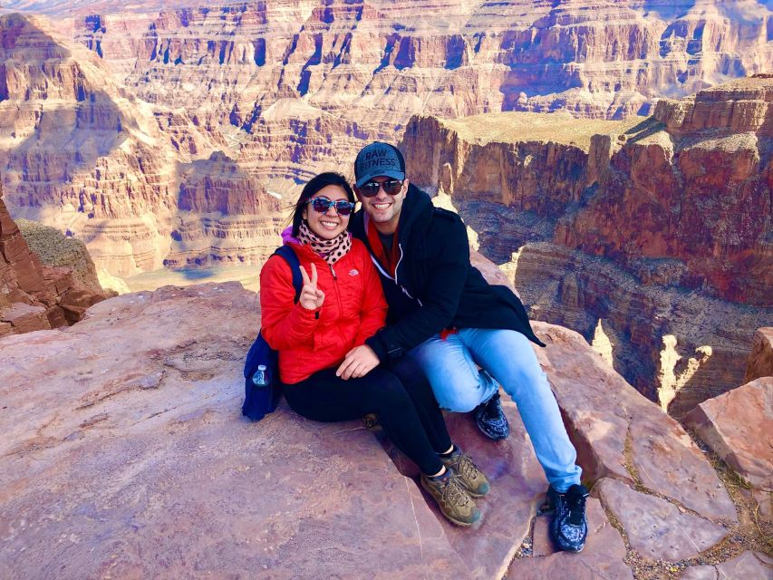 Vegas: Grand Canyon, Hoover Dam, Skywalk Option, & Two Meals - Hoover Dam in 45 minutes
