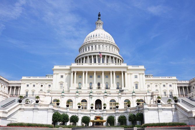 VIP Best of DC with US Capitol + National Archives Reserved Entry - Summer boat ride and Georgetown lunch break