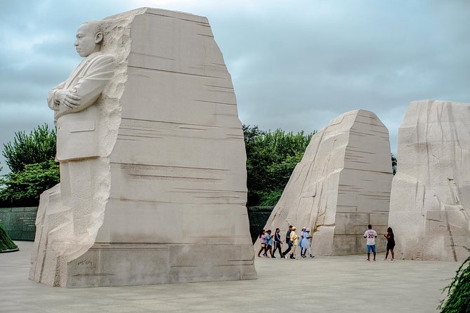 VIP Best of DC with US Capitol + National Archives Reserved Entry - White House views and the Eisenhower Memorial