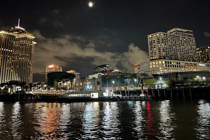 VIP Jazz Dinner Cruise with Private Tour and Open Bar Option - Open bar, souvenirs, and the real value of VIP