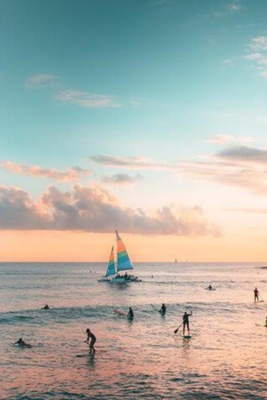 Waikiki Beach: Turtle Snorkeling and Sailing on Hāwea - Meeting Hāwea Behind the Duke Kahanamoku Statue