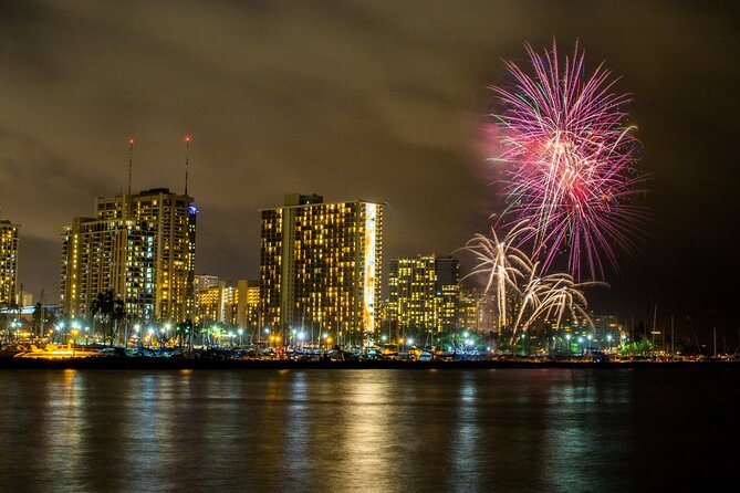 Waikiki: Friday Night Fireworks Catamaran Cruise - Leaving Ala Wai Harbor at 6:30 pm
