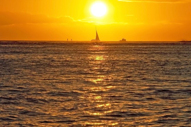 Waikiki Signature Sunset Catamaran Sail - Is $89.95 a fair price?