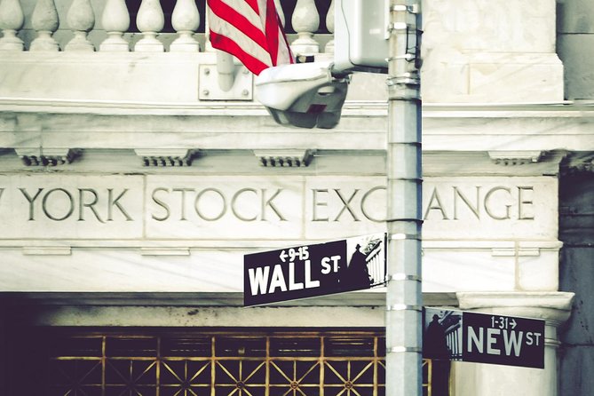 Wall Street Insider Tour with a Finance Professional - Goldman Sachs, Deutsche Bank, and the Federal Reserve