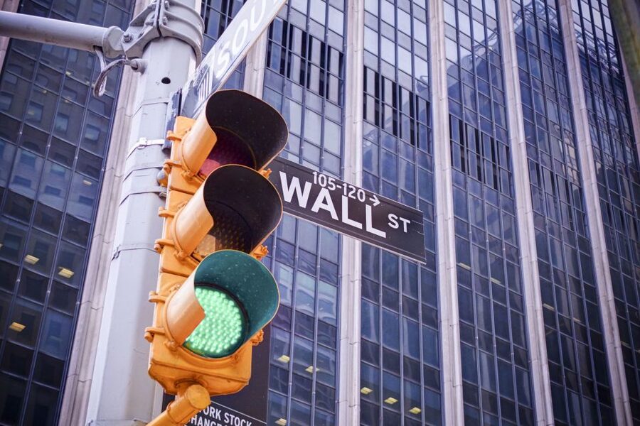 Wall Street Insider Tour with a Finance Professional - Starting at 22 Broad Street and the New York Stock Exchange
