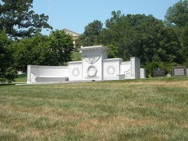 Washington DC: Arlington Nat. Cemetery Ticket & Tram Tour - The Tomb of the Unknown Soldier and the changing guard