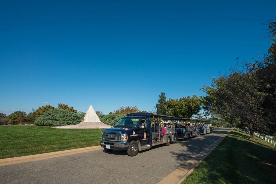 Washington DC: Arlington Nat. Cemetery Ticket & Tram Tour - Is $21 good value for Arlington?