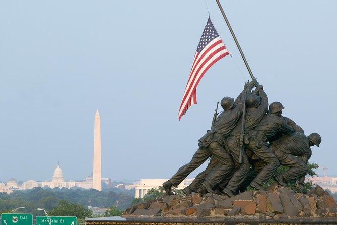 Washington DC Day Tour from New York City - The National Mall and Reflecting Pool