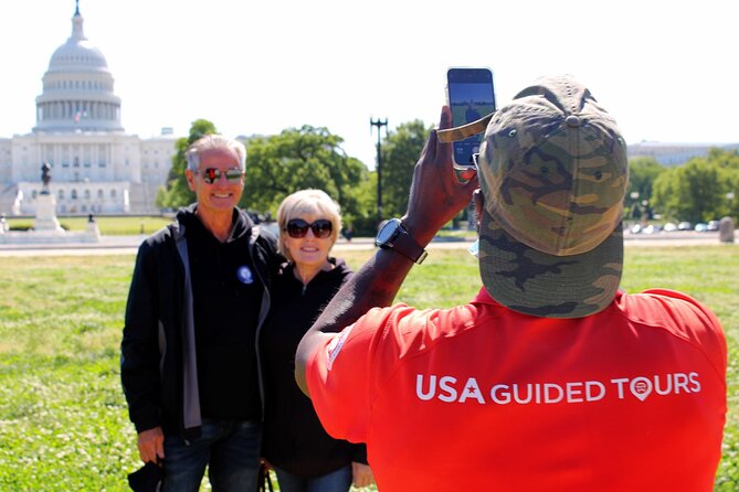 Washington DC Highlights Tour with Top Landmarks and Memorials - The White House from the outside