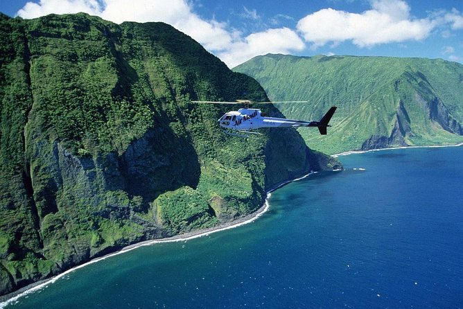 West Maui and Molokai Special 45-Minute Helicopter Tour - Crossing to Molokai’s towering north coast