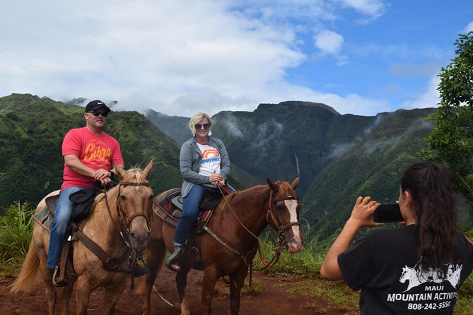 West Maui Mountain Waterfall and Ocean Tour via Horseback - Getting paired with the right horse