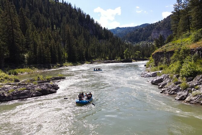 Whitewater Rafting in Jackson Hole: Small Boat Excitement - What to wear when you know you will get soaked