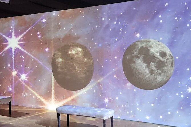Wizard of OZ Museum tour - Why Van Gogh and space appear in an Oz museum